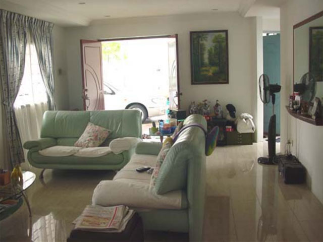 Homestay Singapore